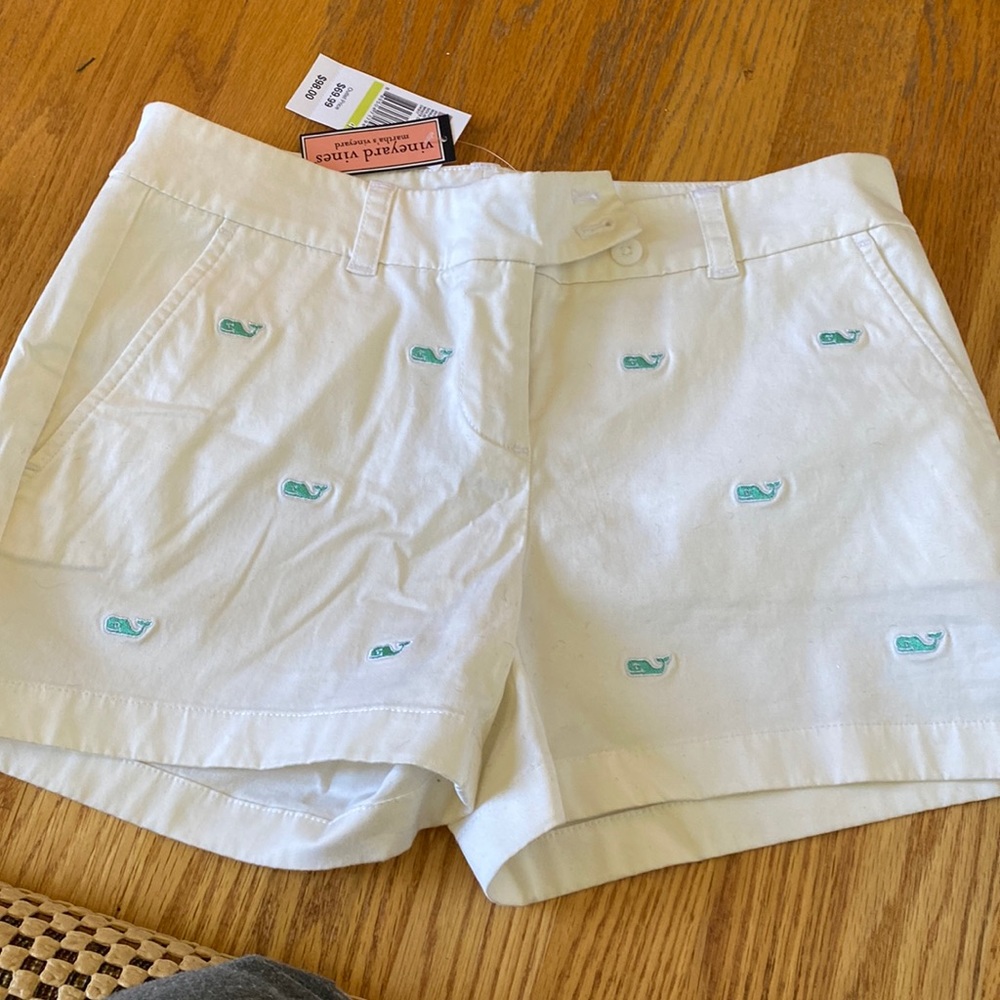 Vineyard vines shorts